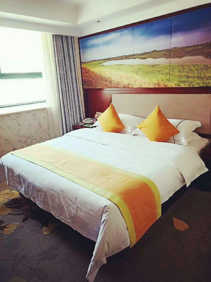 Ruide Hotel Yiwu  Exteriör bild