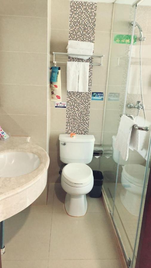 Ruide Hotel Yiwu  Exteriör bild